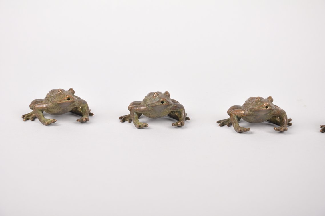 Chines Bronze Frogs, photo 2 of 16