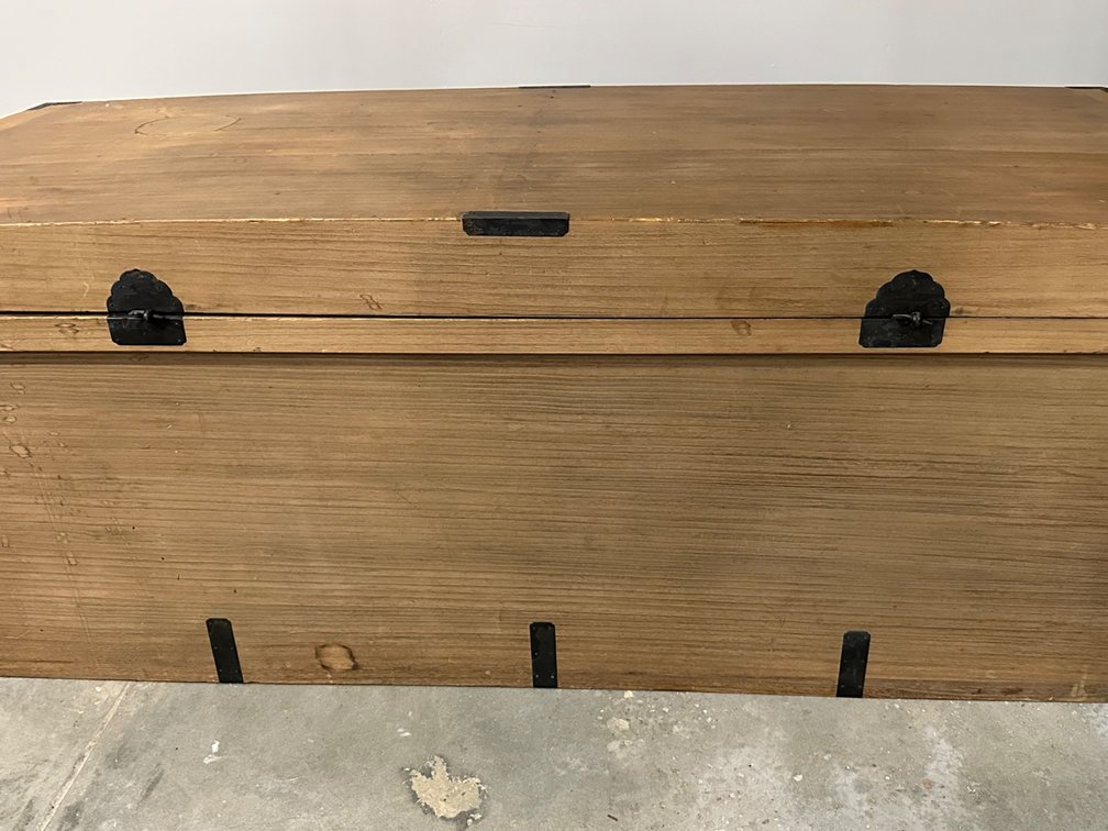 Japanese Kimono Wedding Cermonies Storage Chest 1900, photo 10 of 19