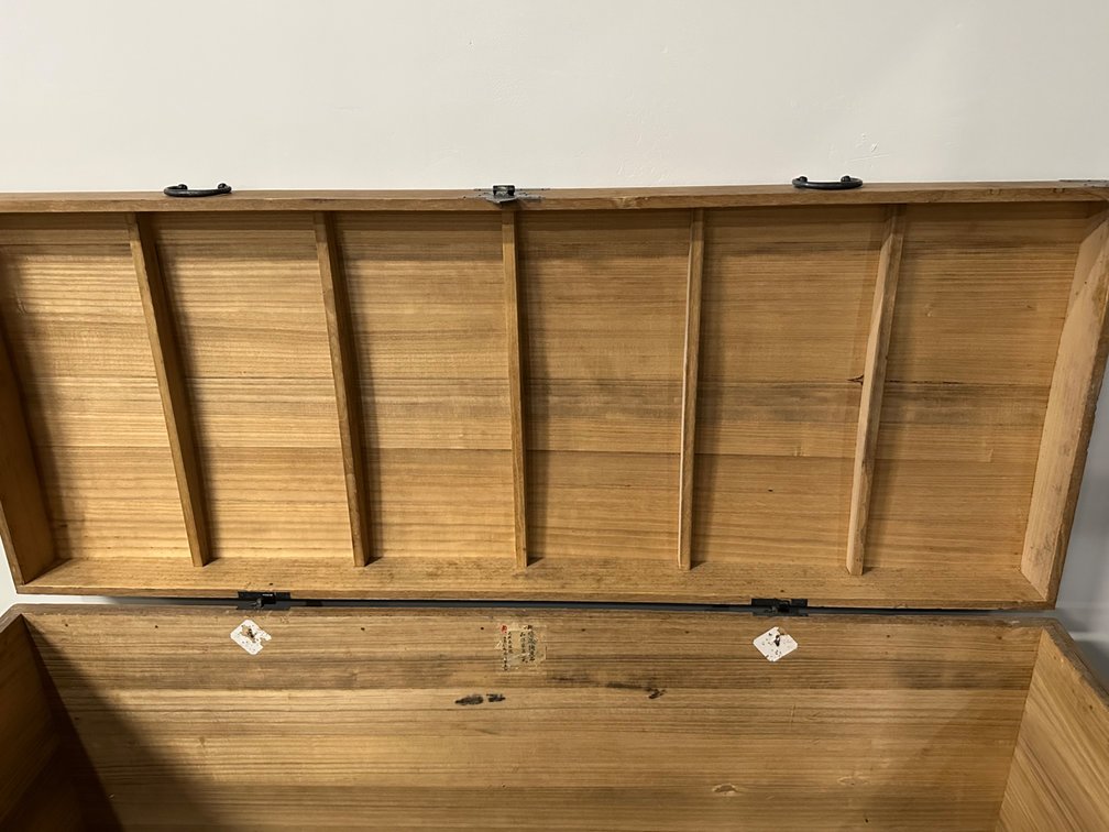 Japanese Kimono Wedding Cermonies Storage Chest 1900, photo 6 of 19