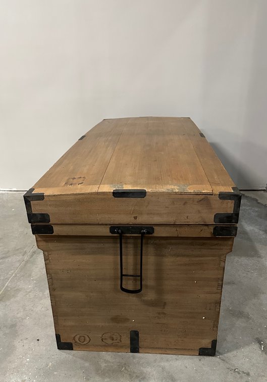 Japanese Kimono Wedding Cermonies Storage Chest 1900, photo 14 of 19