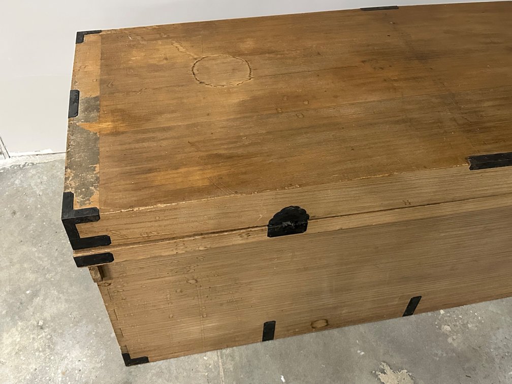Japanese Kimono Wedding Cermonies Storage Chest 1900, photo 12 of 19