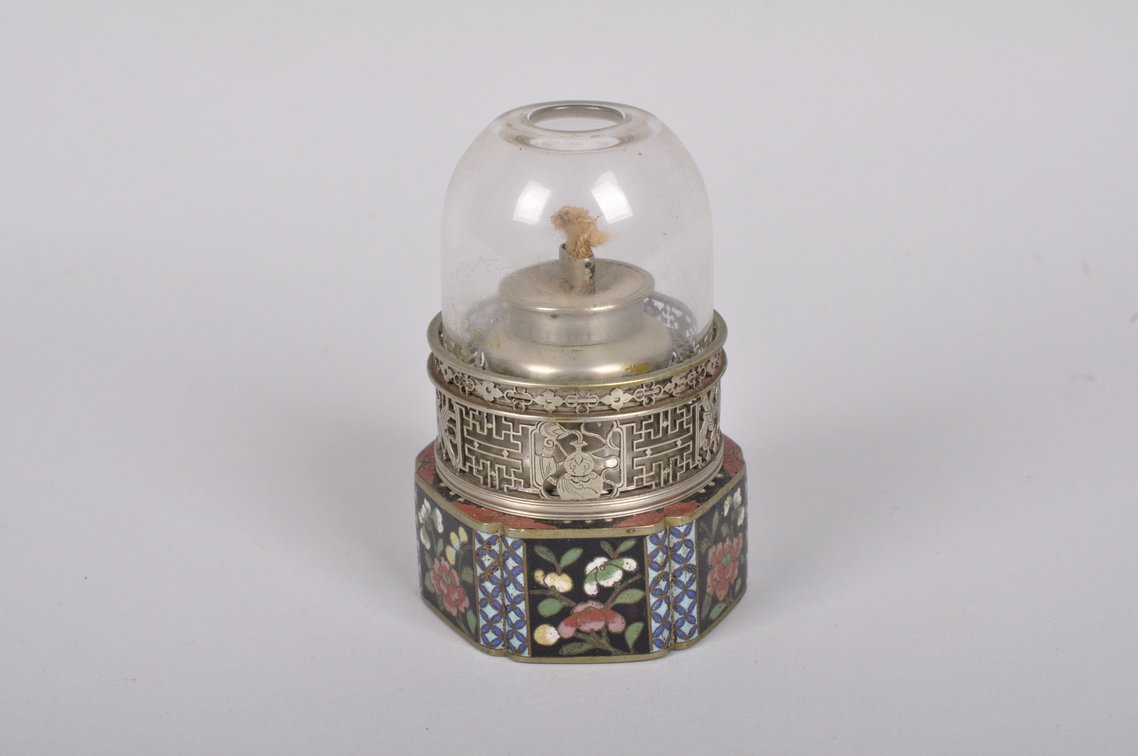 Chinese Cloisonne Table Top Oil Lamp, photo 3 of 8