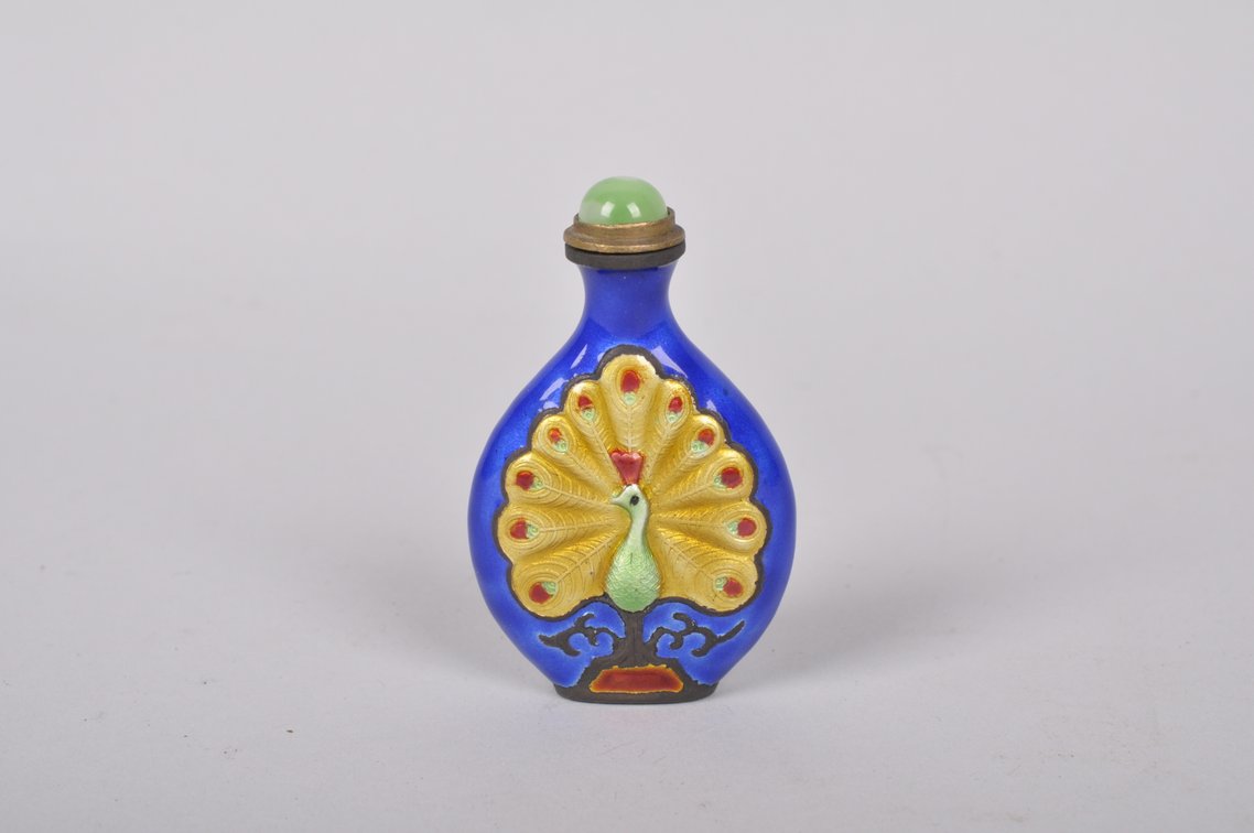 Chinese Snuff Bottle and Snuff Box, photo 3 of 17