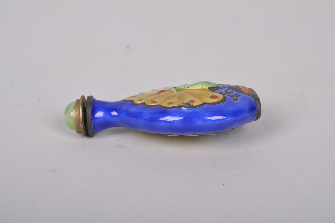 Chinese Snuff Bottle and Snuff Box, photo 5 of 17
