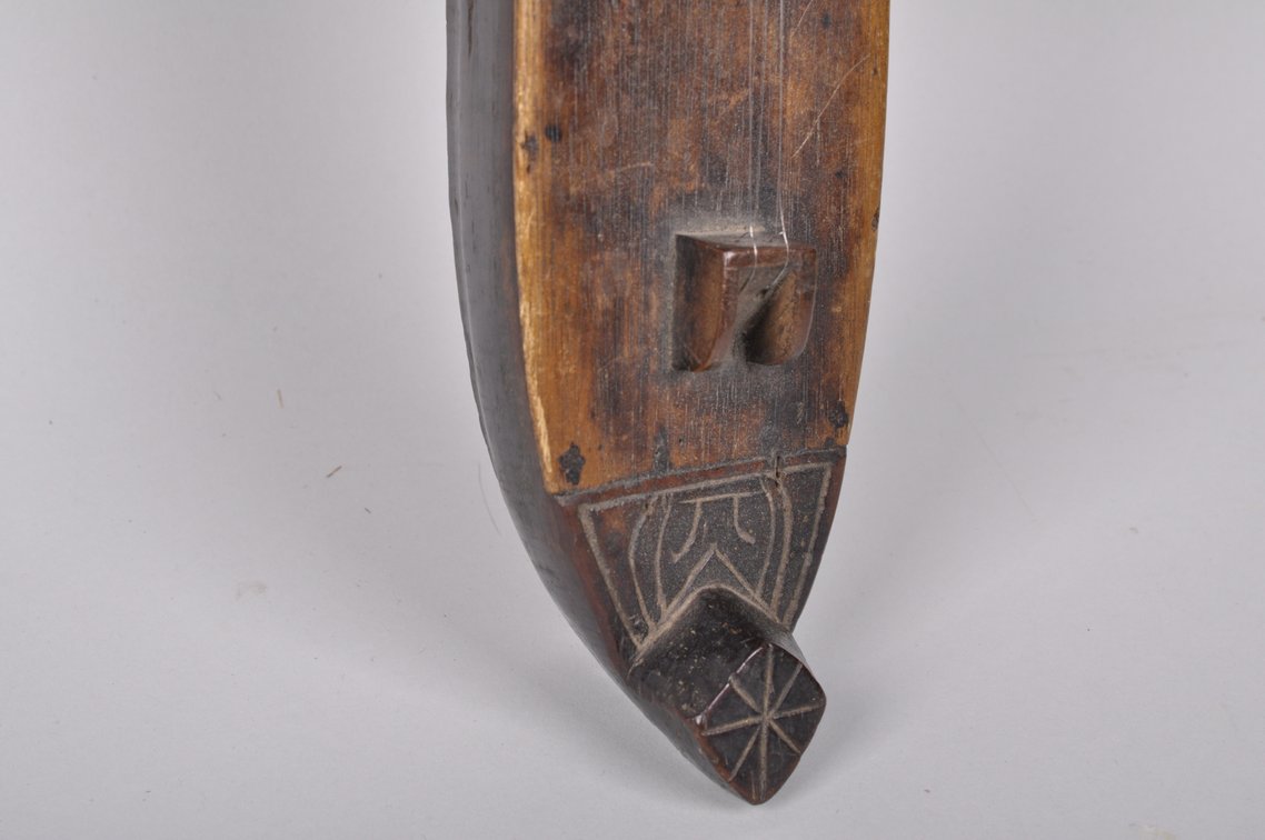 Indonesian Wooden Batak Kulcapi lute and a Nepal Drum, photo 13 of 18