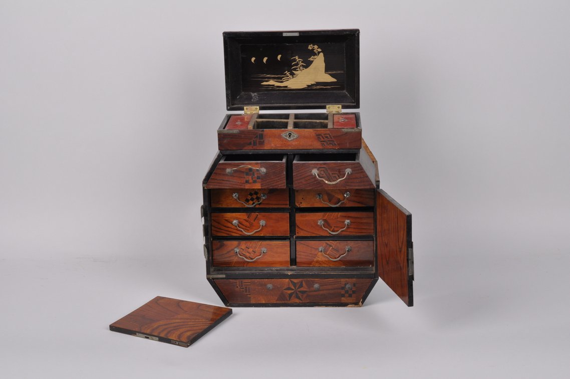 Tansu Jewelry Chest, 18th Century, photo 7 of 20