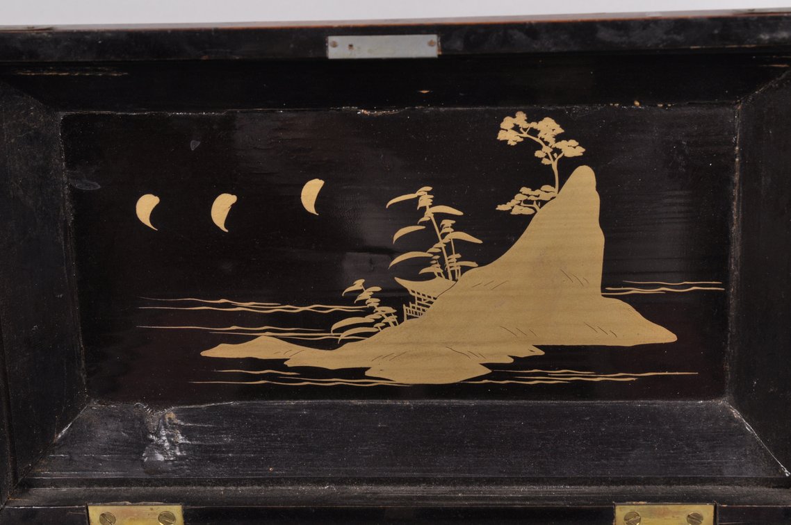 Tansu Jewelry Chest, 18th Century, photo 9 of 20