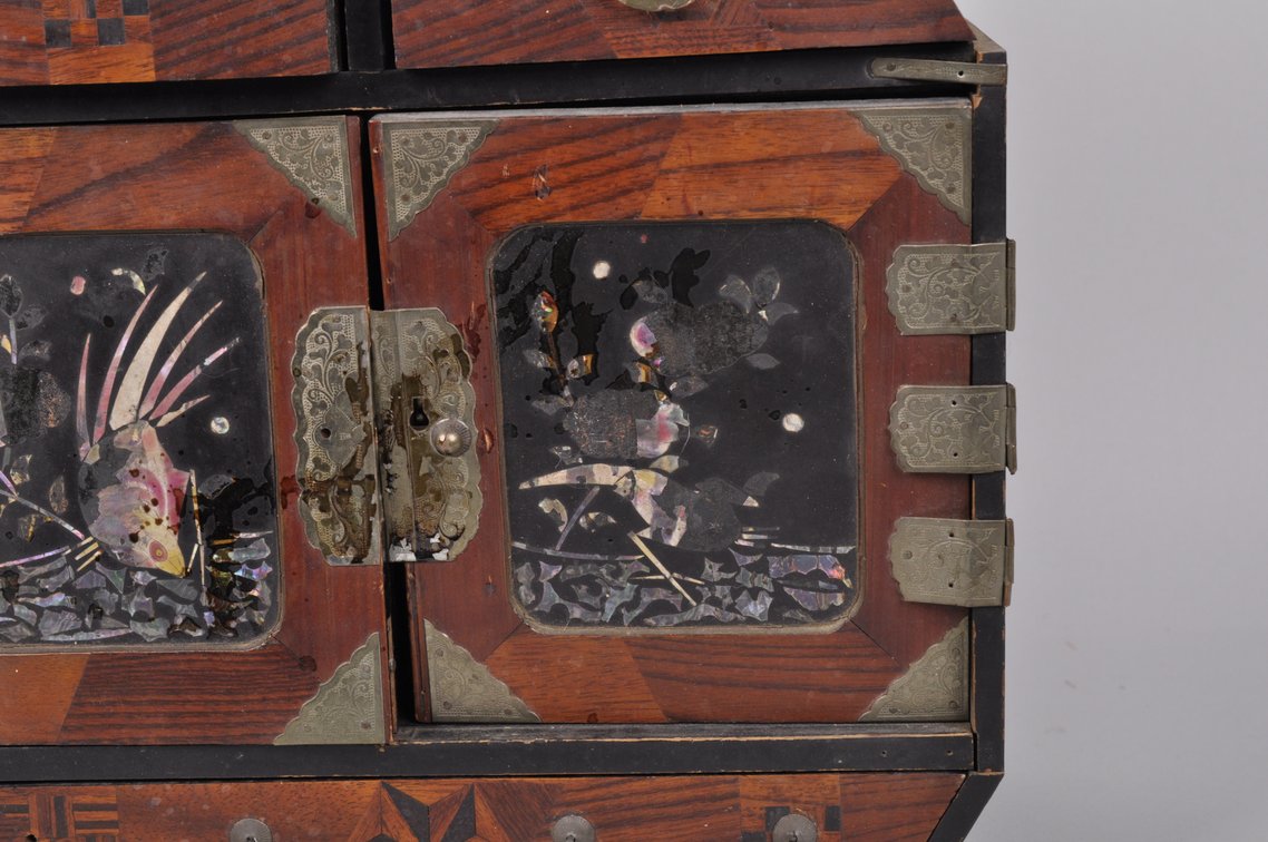 Tansu Jewelry Chest, 18th Century, photo 4 of 20