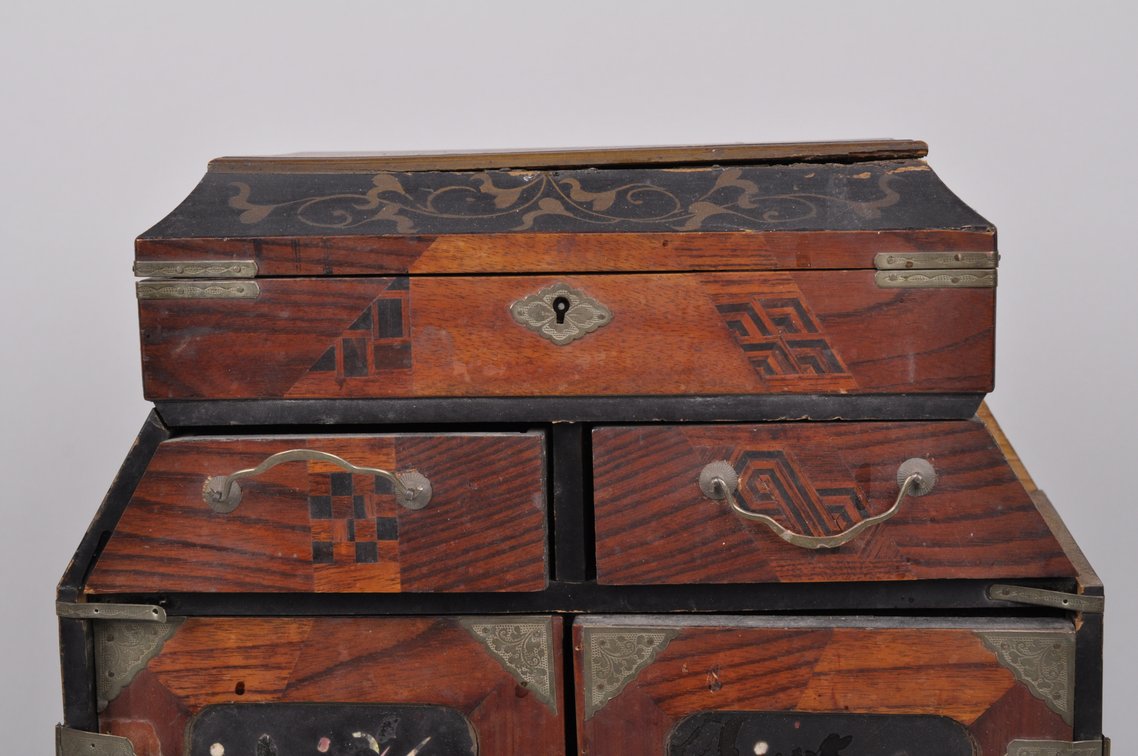 Tansu Jewelry Chest, 18th Century, photo 5 of 20