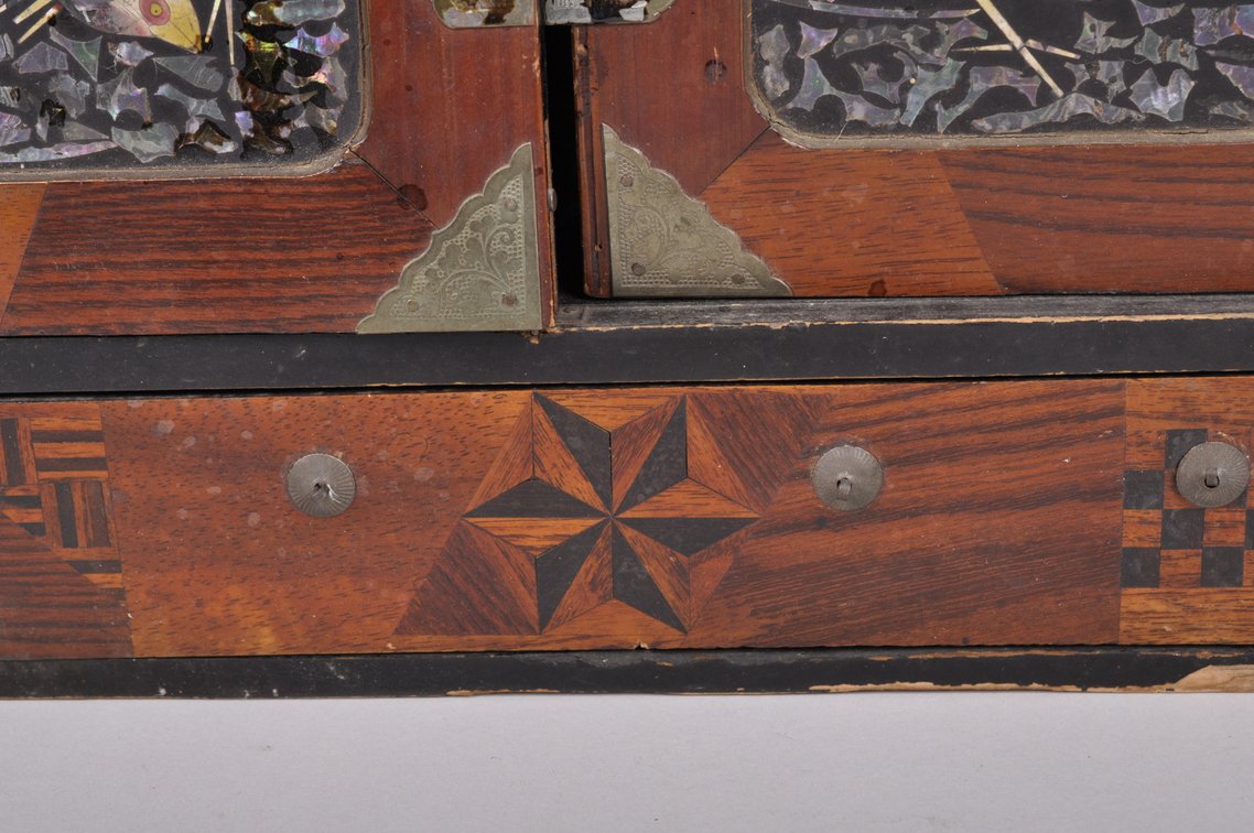 Tansu Jewelry Chest, 18th Century, photo 6 of 20