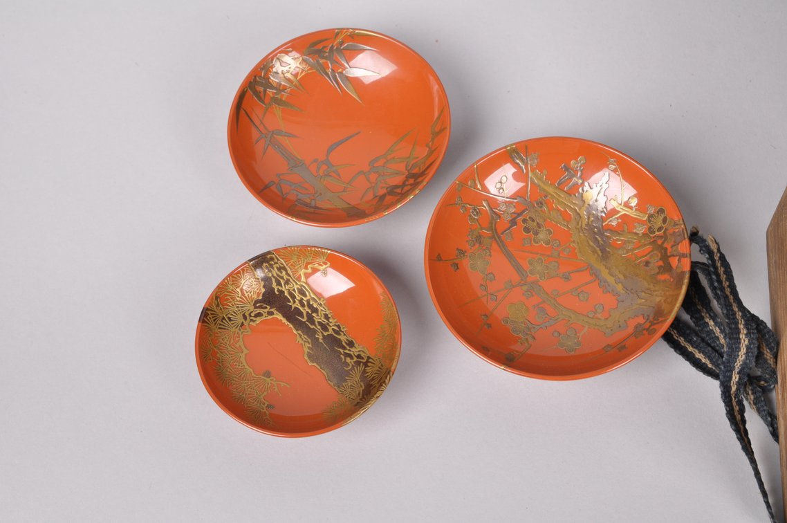 Lacquer, Ceramic, Metal, and Wood Dish Ware, photo 2 of 20