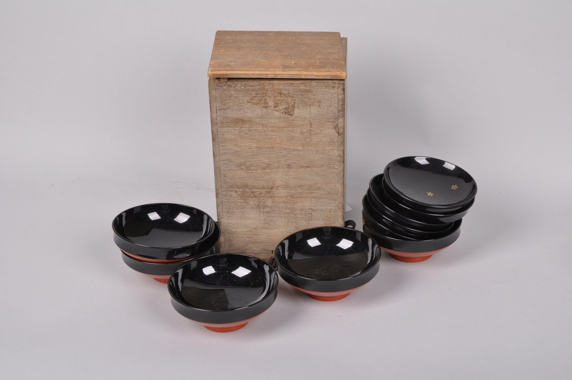Lacquer, Ceramic, Metal, and Wood Dish Ware, photo 9 of 20