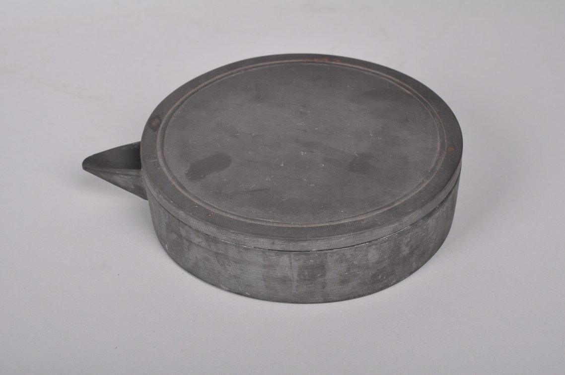 Lacquer, Ceramic, Metal, and Wood Dish Ware, photo 17 of 20
