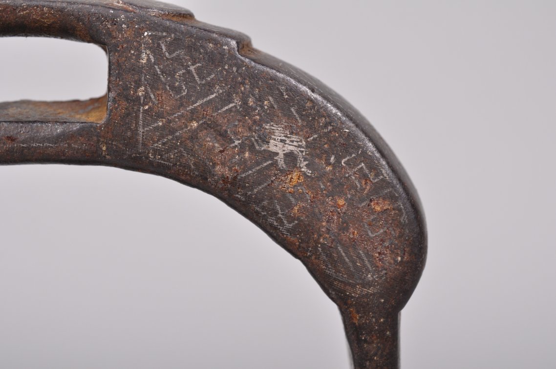 Pair of Bronze Horse Stirrups with Silver Etched Designs, photo 4 of 16