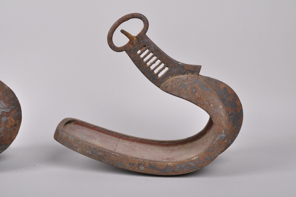 Pair of Japanese Samurai Abumi Stirrups, photo 4 of 16