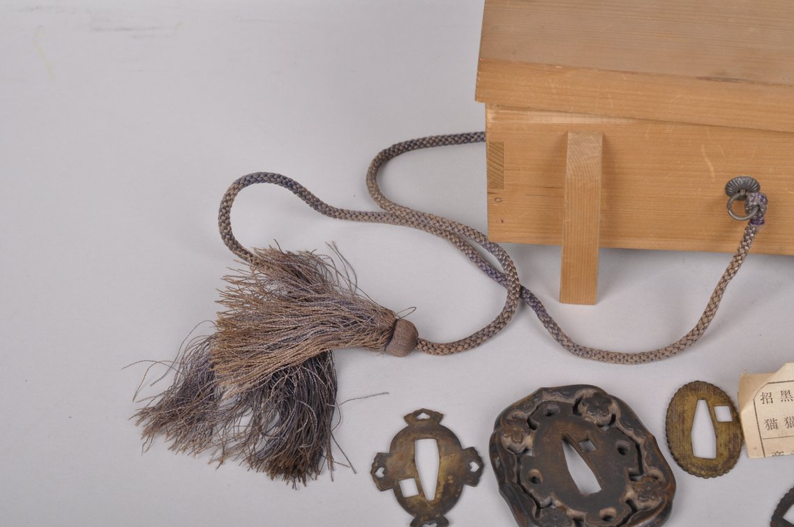 Japanese Tsuba, Seppa Spacers, Fuchi with Retaining Clip, and Wooden Box, photo 3 of 12