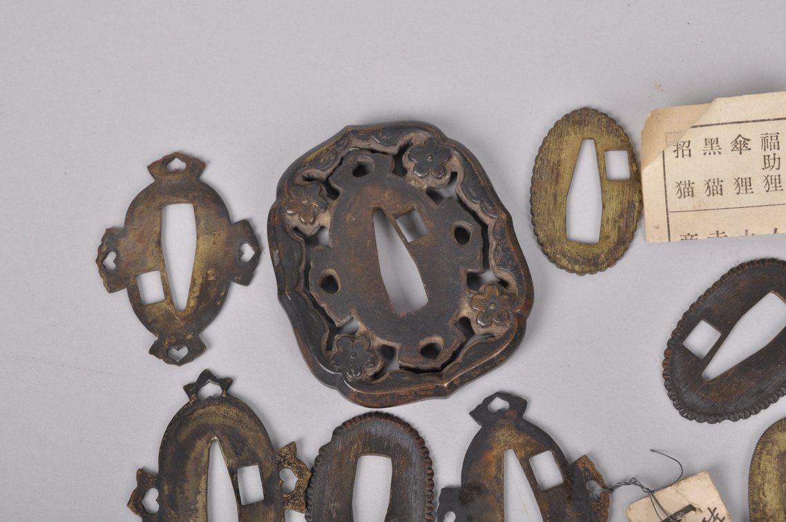 Japanese Tsuba, Seppa Spacers, Fuchi with Retaining Clip, and Wooden Box, photo 5 of 12