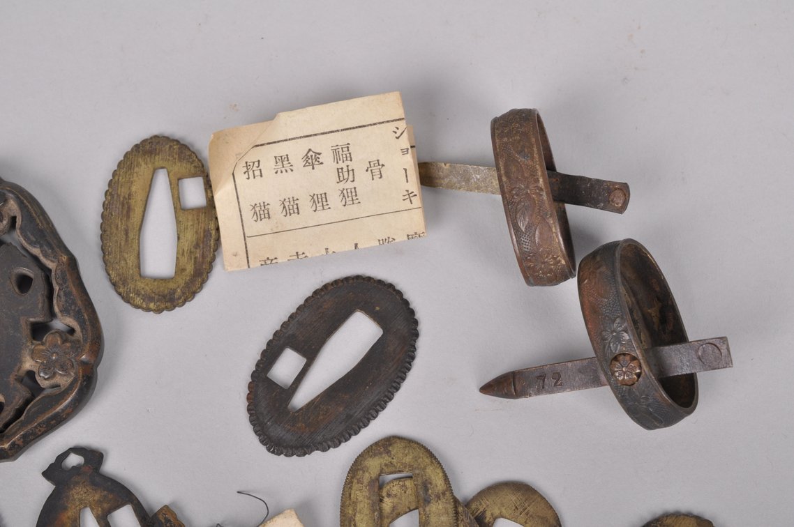 Japanese Tsuba, Seppa Spacers, Fuchi with Retaining Clip, and Wooden Box, photo 6 of 12