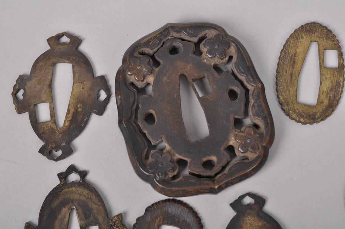 Japanese Tsuba, Seppa Spacers, Fuchi with Retaining Clip, and Wooden Box, photo 11 of 12