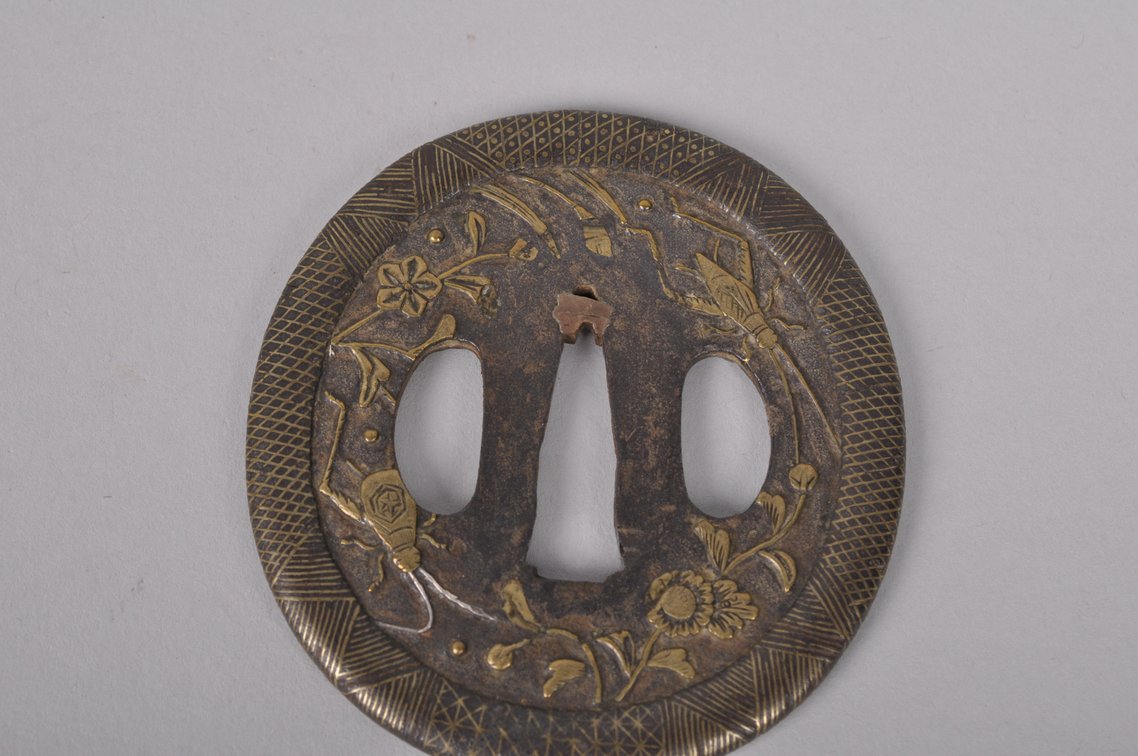 Tsuba with Certificate of Authenticity, photo 9 of 12