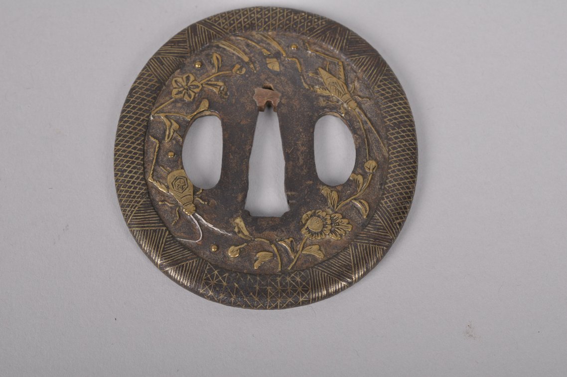 Tsuba with Certificate of Authenticity, photo 7 of 12