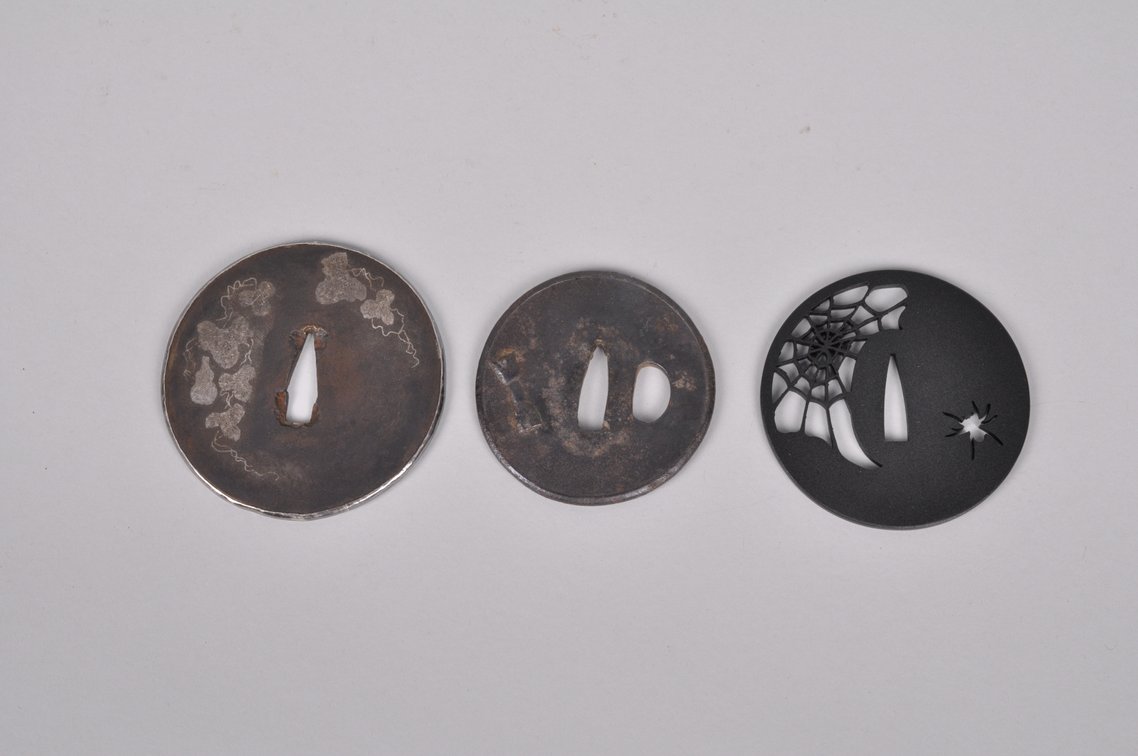 Three Japanese Samurai Sword Tsuba's, photo 10 of 13