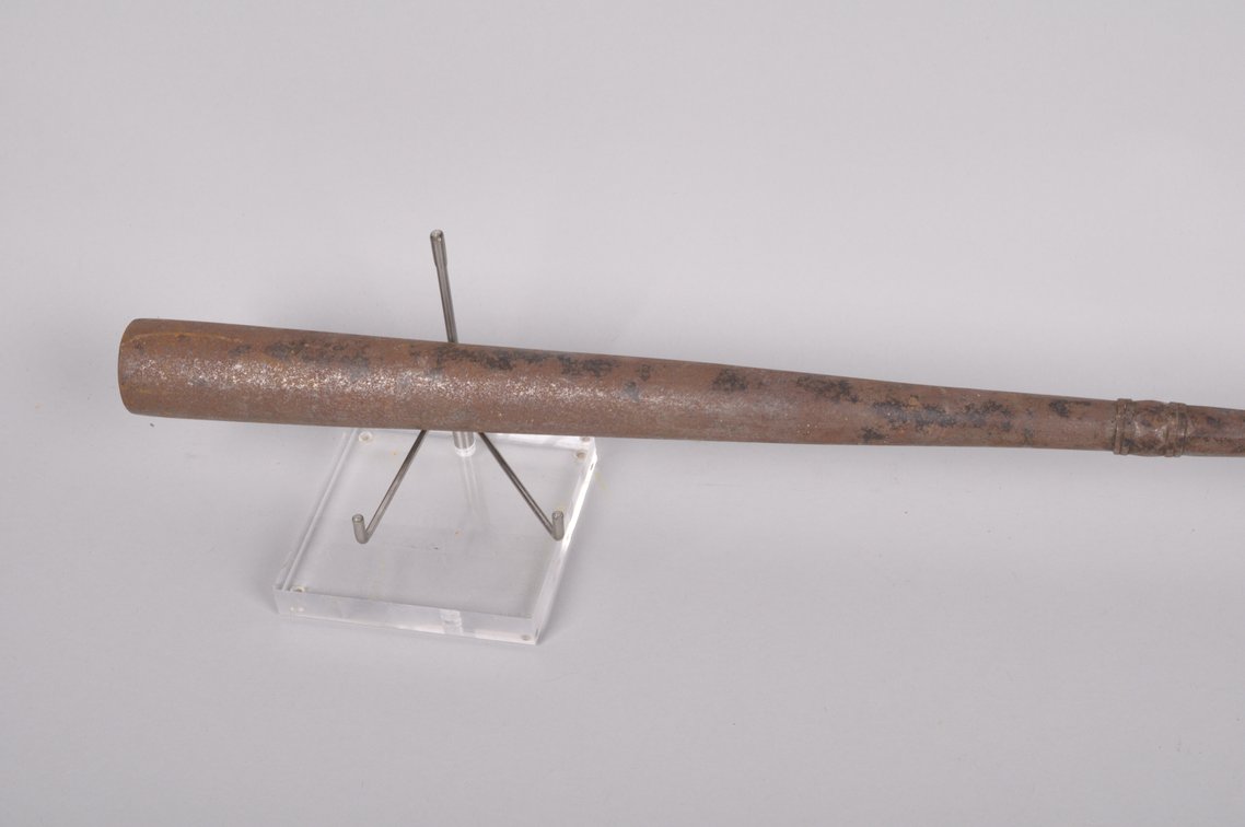 Chinese Double Edged Spear Sword, photo 11 of 12