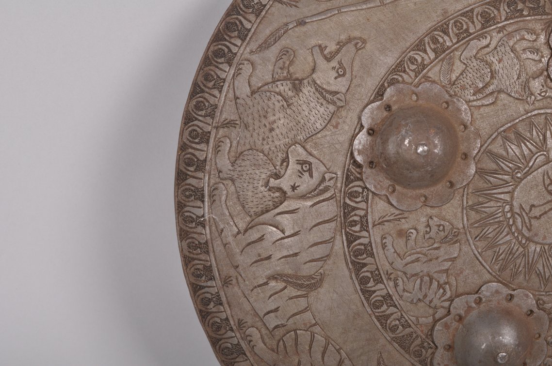 Metal Engraved Sipar Shield, photo 8 of 10