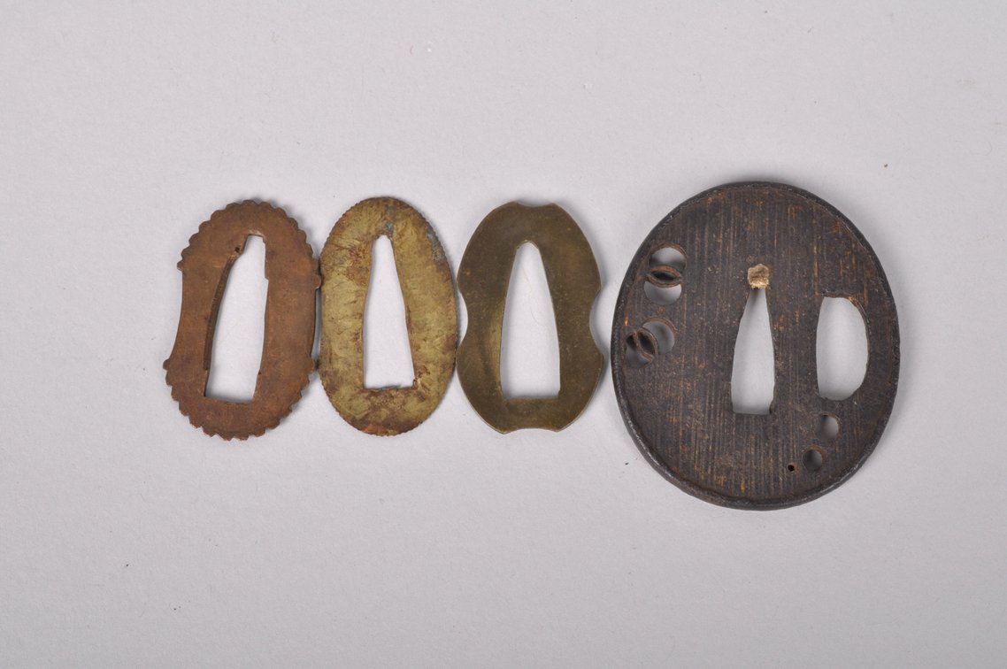 Sword Handle, Tsuba, and Seppa's, photo 10 of 10