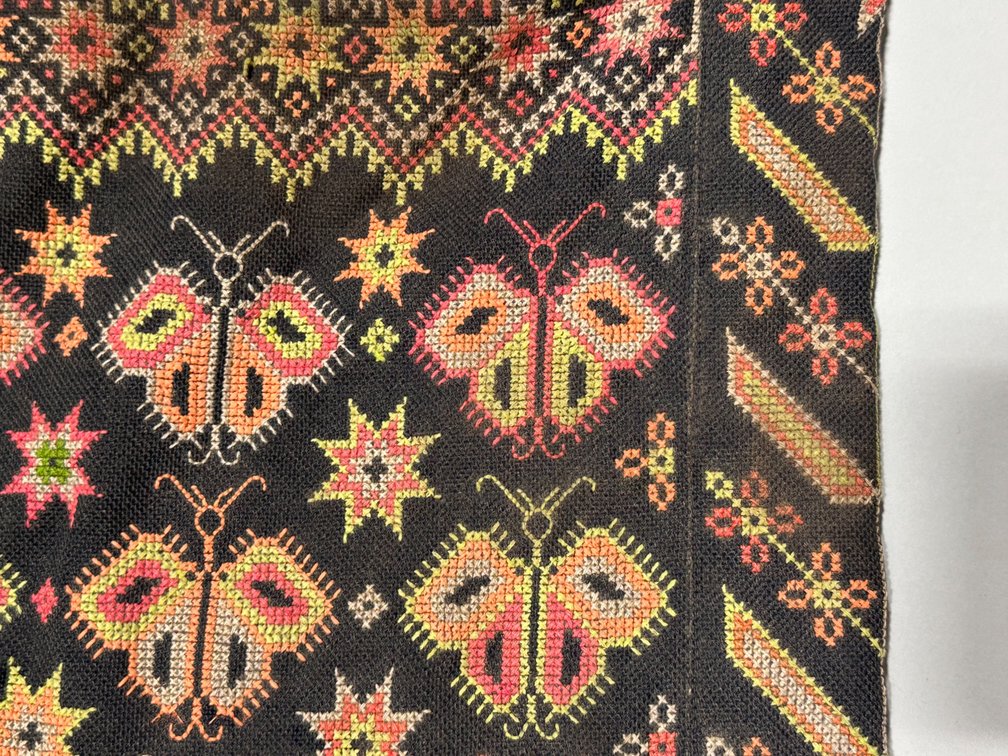 Thailand Fabric Belts, and a Purse, photo 12 of 15