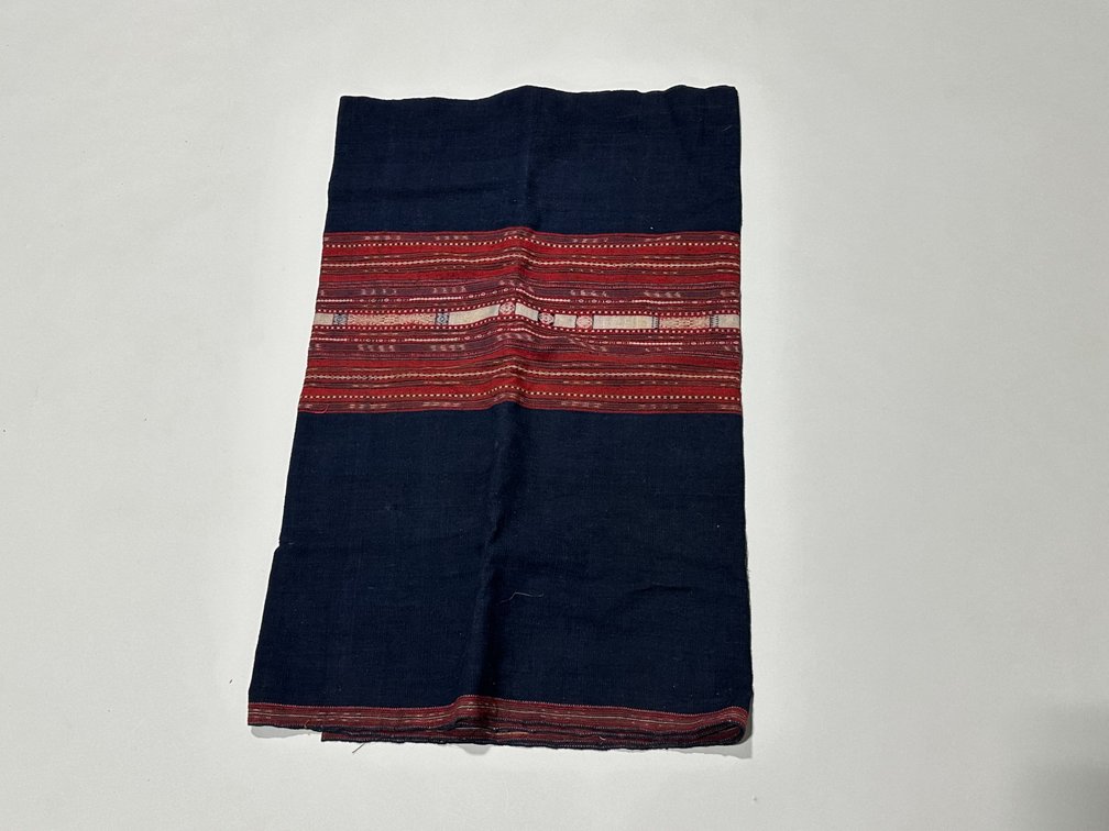 Vietnam, Filipino, and Chinese Silk and Woven Fabric, photo 7 of 13
