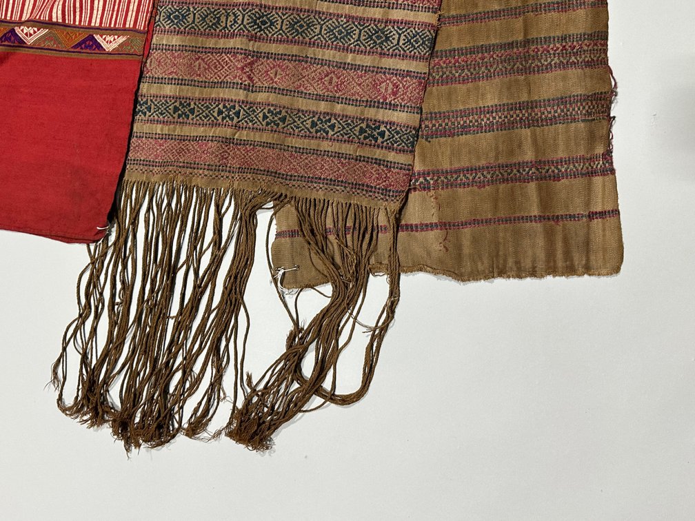 Laos and Cambodia Woven Fabrics, photo 3 of 16
