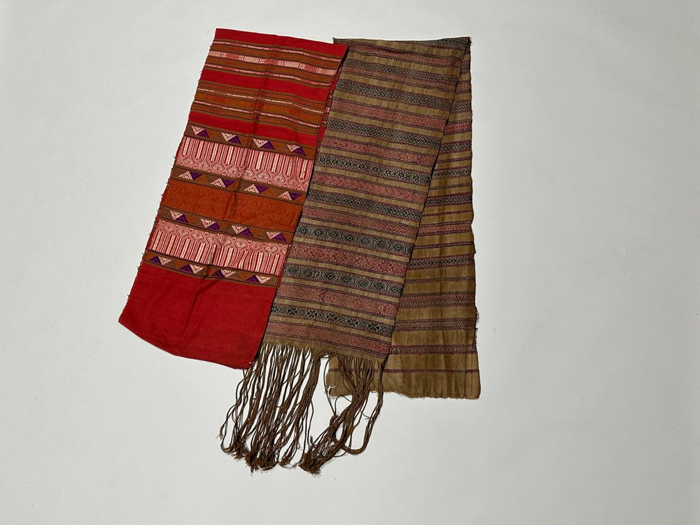 Laos and Cambodia Woven Fabrics, photo 2 of 16
