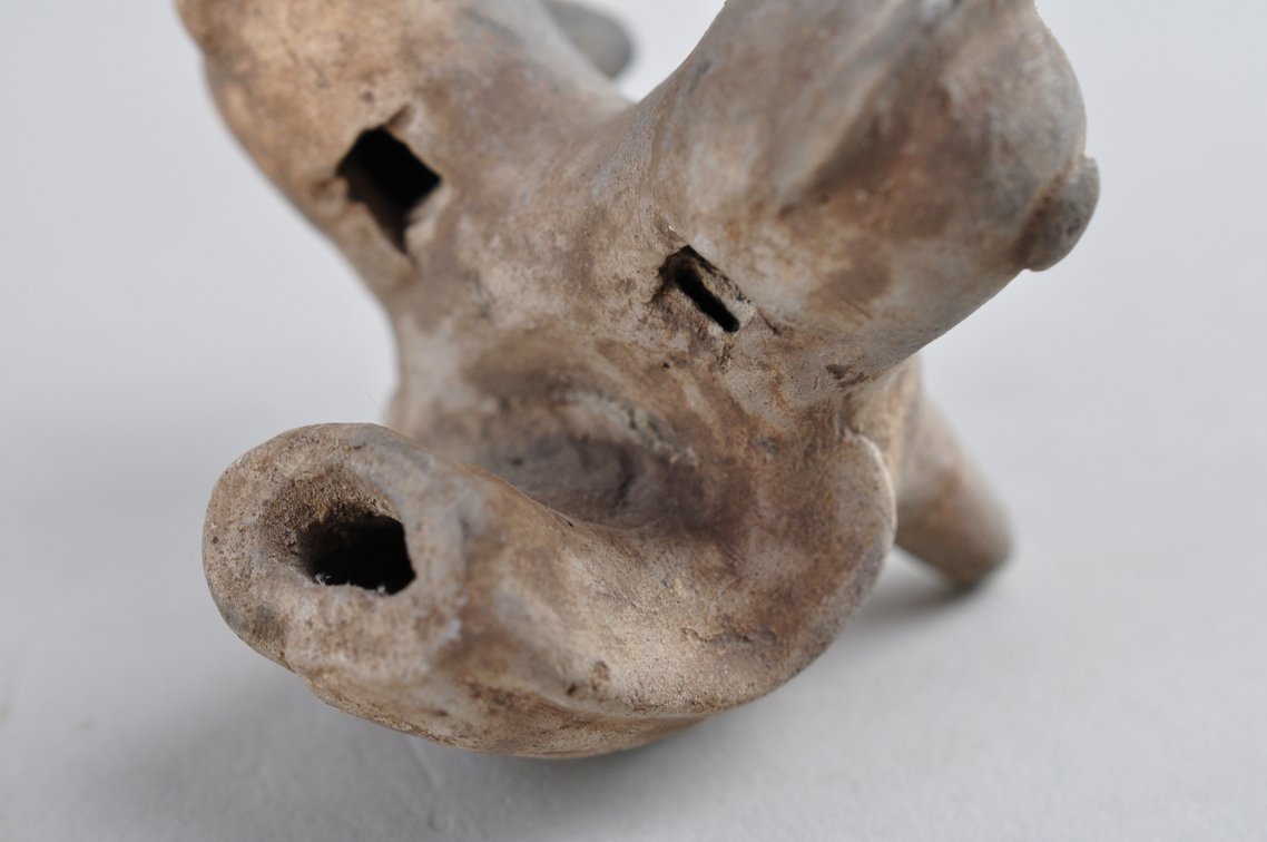Pre-Columbian Zoomorphic Pottery Double Whistle - Two Headed Bird, photo 15 of 17