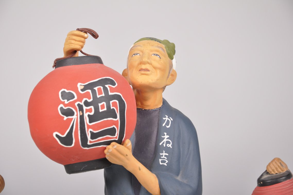 Six Hakata Statues with Lanterns, photo 2 of 13