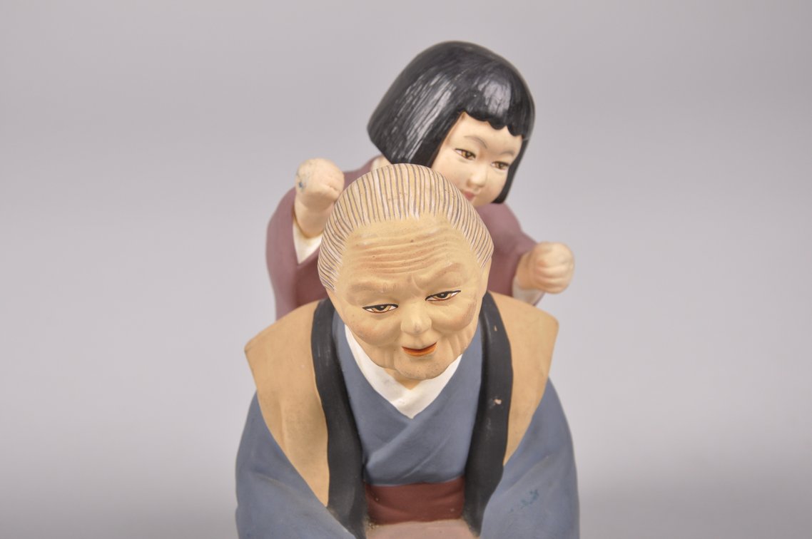 Grandma Mom and Children Hakata Dolls, photo 11 of 14