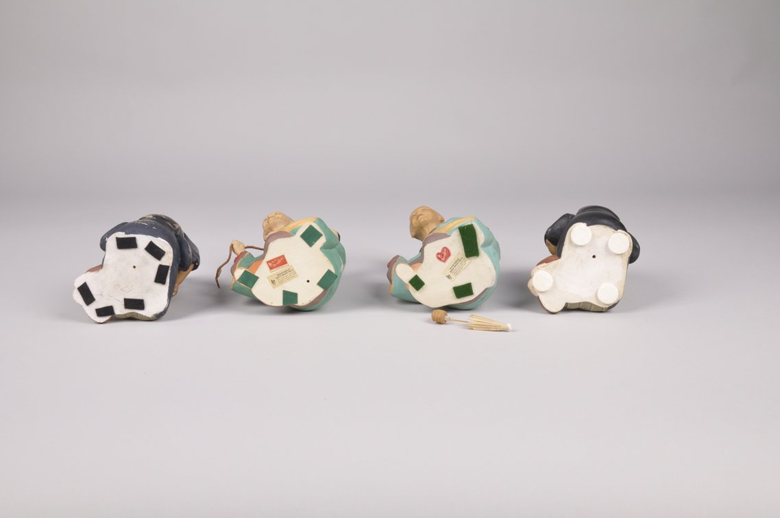 Seven Grandmother and Child Hakata Dolls, photo 4 of 12