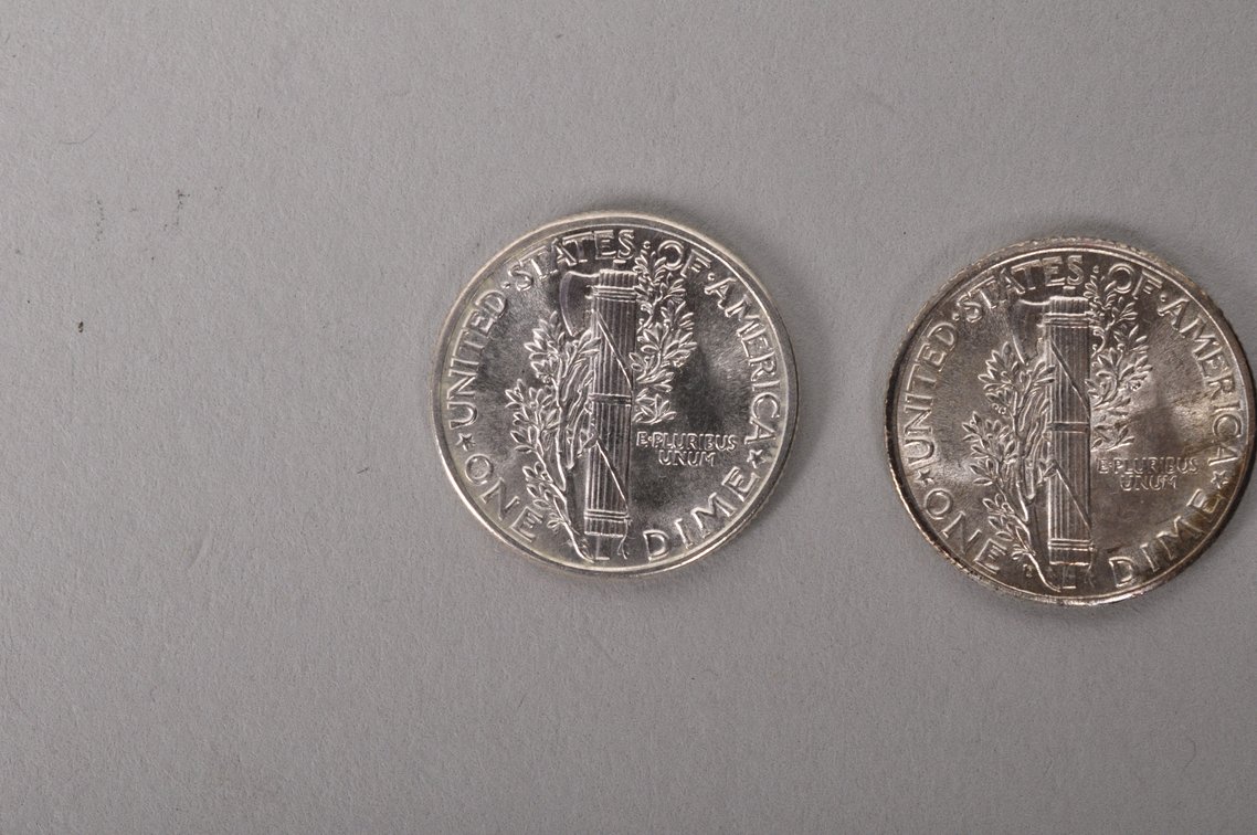 1942 and 1945 D BU Silver Mercury Dimes, photo 6 of 7