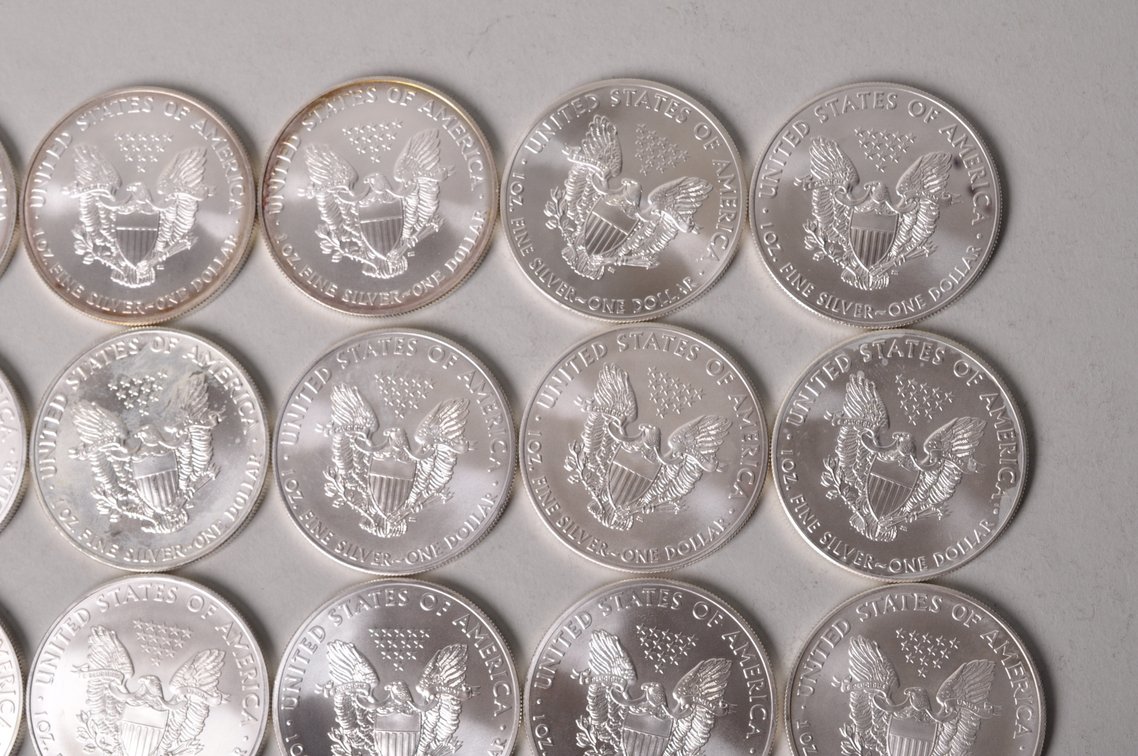 American Silver Eagles in Tube, photo 13 of 13