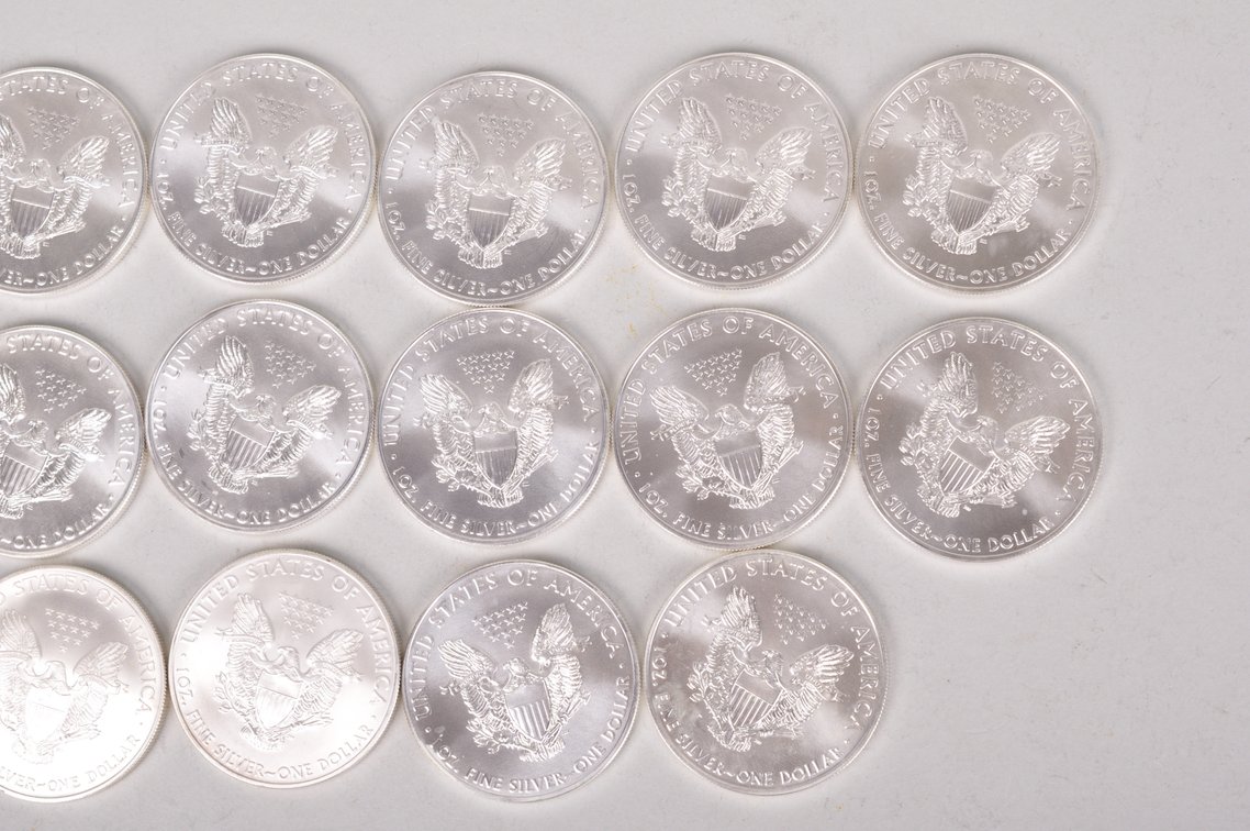 American Silver Eagles in Tube, photo 12 of 14