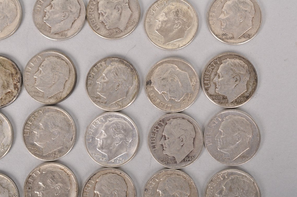 Average Circulated Silver Roosevelt and Mercury Dimes, photo 5 of 17
