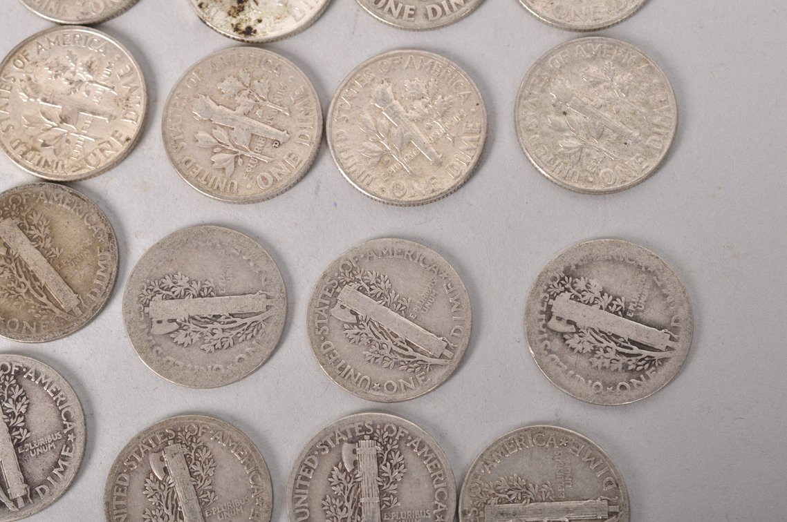 Average Circulated Silver Roosevelt and Mercury Dimes, photo 17 of 17
