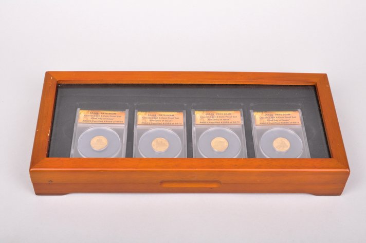 Graded 2009 Lincoln Cents in a Wooden Box Collection