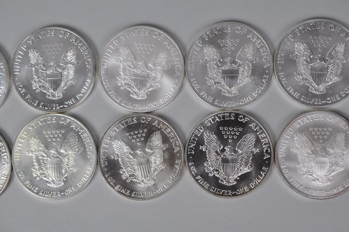Ten American Silver Eagles, photo 9 of 10