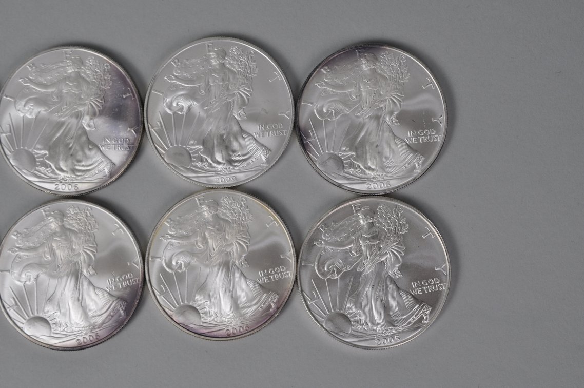 Ten American Silver Eagles, photo 4 of 9
