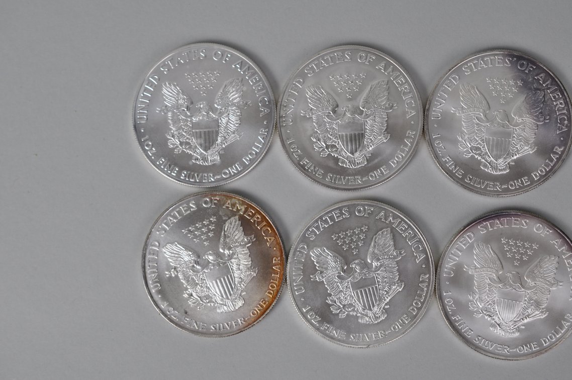 Ten American Silver Eagles, photo 6 of 9