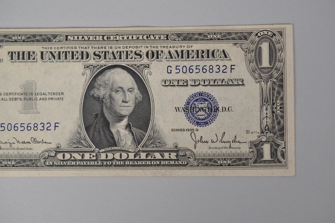 Silver Certificate 1935D $1, photo 3 of 6