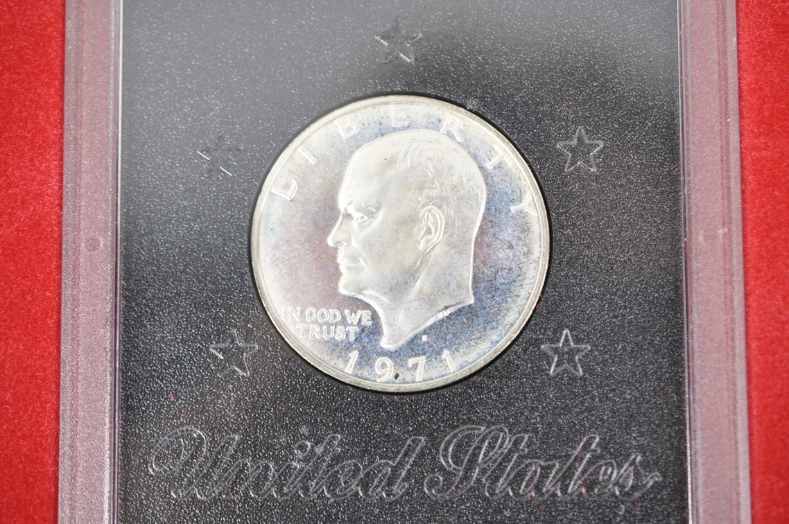 Ike Proof Dollars in Brown US Mint Cases from 1971, photo 6 of 11