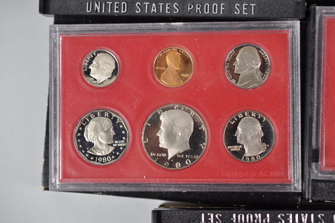 US Proof Sets 1980, 1980, 1981, 1982x2, photo 5 of 11
