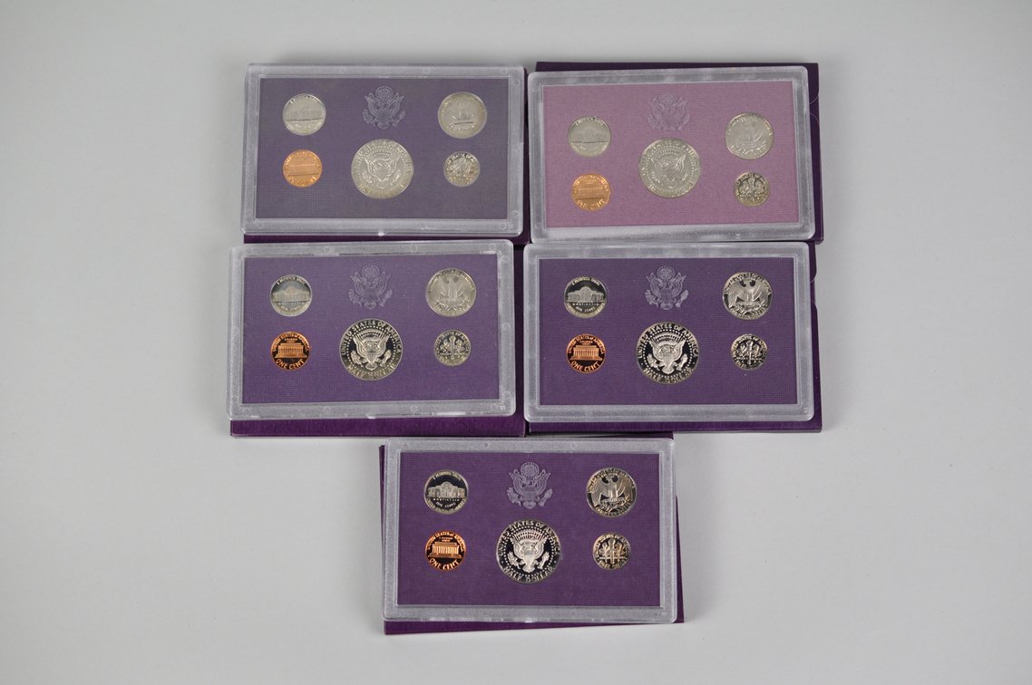 US Proof Sets 1985 x2, 1987 x2, 1988, photo 8 of 11